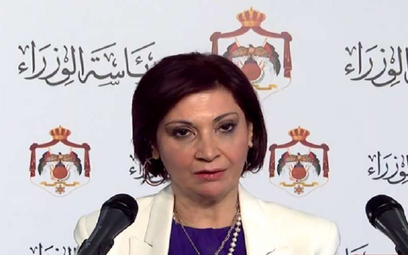 فتح المطاعم بطاقة استيعابية 50% ..