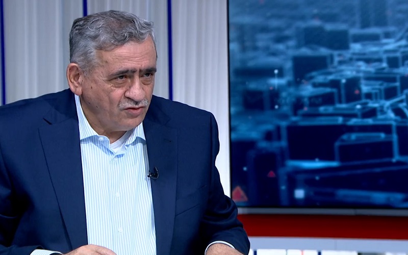 عبيدات: الكمامة أنجع من الإغلاقات والأعداد