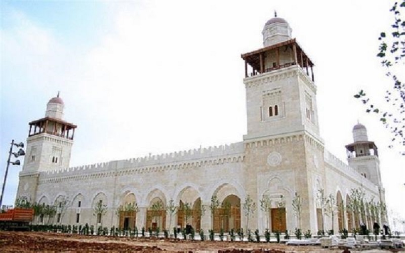 الأوقاف تنفي الاستعانة بالمصلي الخفي