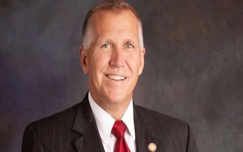 سيناتور أميركي يعلن إصابته بكورونا