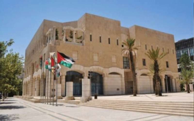 الأمانة: لا خصومات من رواتب عاميلنا