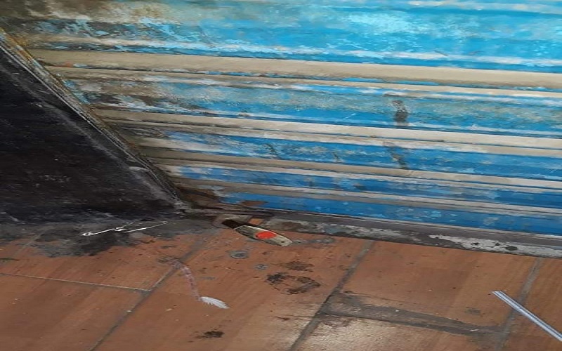 اغلاق 12 منشآة تجارية في الزرقاء