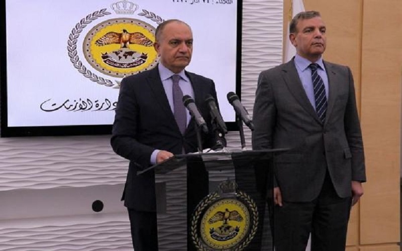 العضايلة وجابر والوهادنة يعرضون مستجدات كورونا