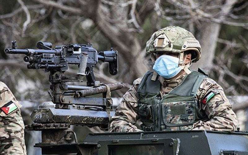الجيش يحبط محاولة تهريب 1055 كف