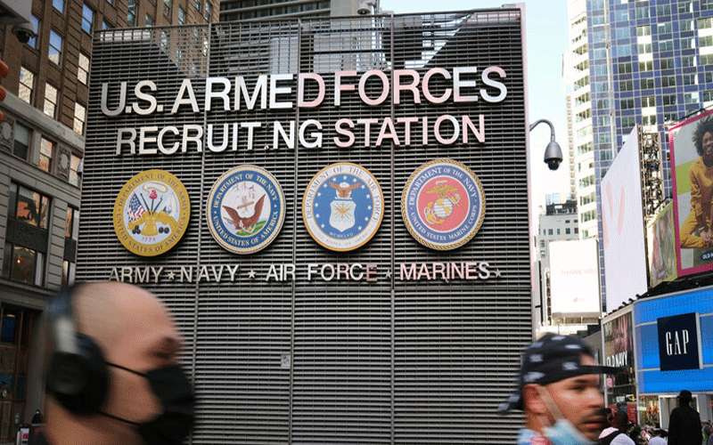 البنتاغون: قرابة 70 ألف مصاب بكورونا