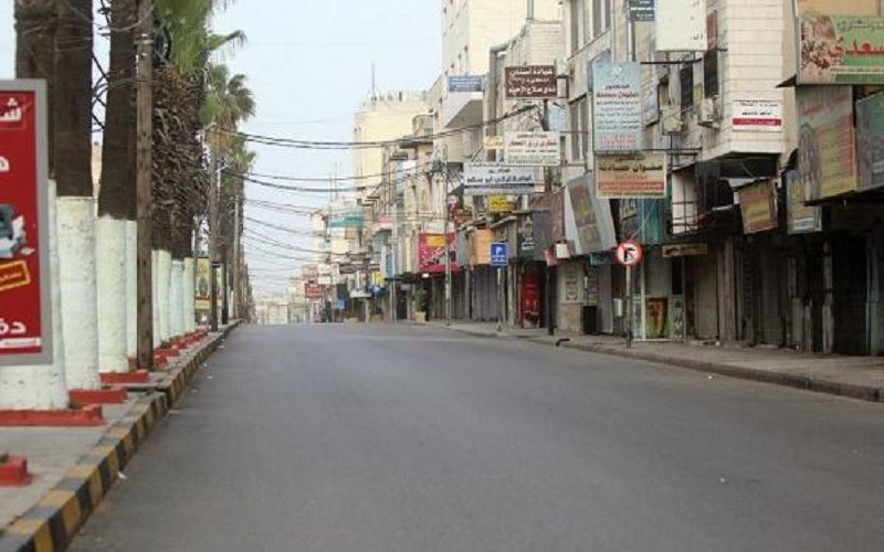 التزام شبه كامل بالحظر في إربد