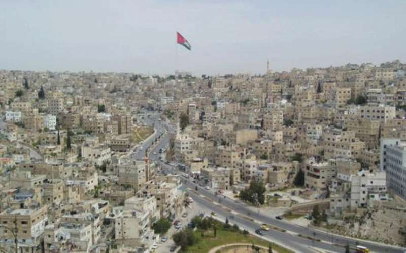 طقس مغبر.. و درجات حرارة اعلى