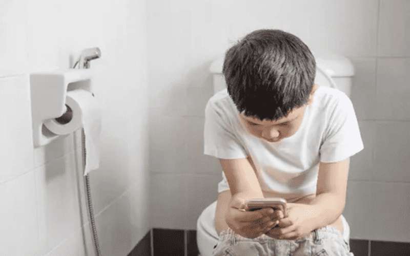 5 مخاطر لاستخدام الهواتف المحمولة في