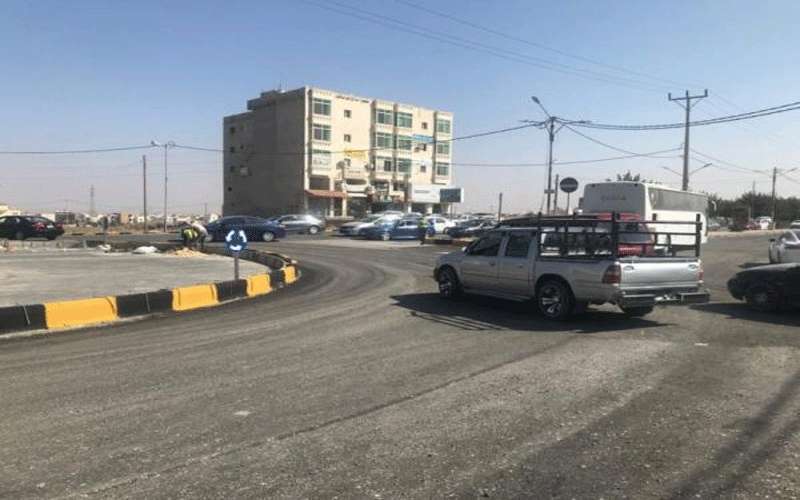 بلدية إربد تزيل دعايات انتخابية مخالفة