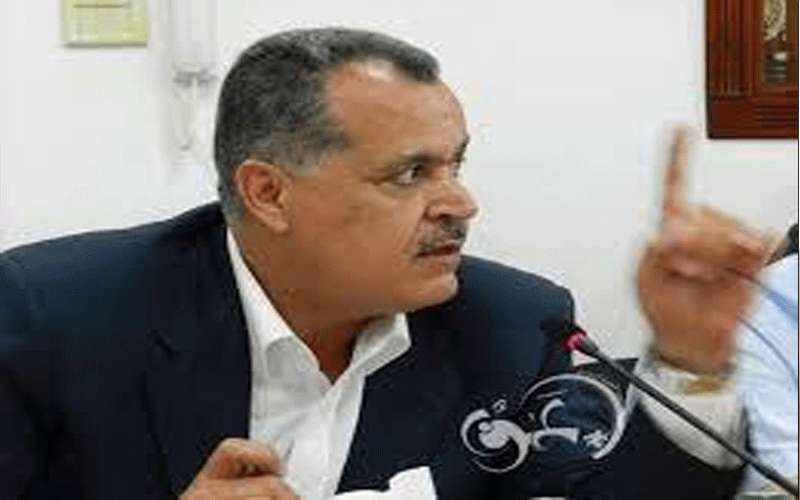 ابو رمان يدافع عن فتى الزرقاء