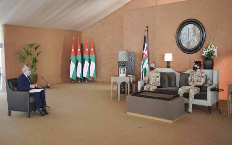 الملك: أشد الإجراءات القانونية لحماية المجتمع