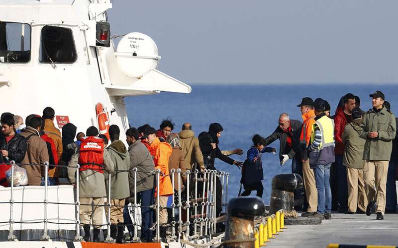 خفر السواحل التركي ينقذ 78 لاجئا