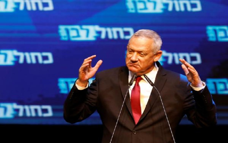 الليكود يقترح ترشيح غانتس رئيسا للاحتلال