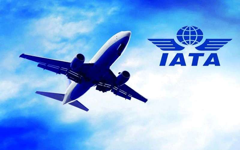 توقعات بانخفاض إيرادات قطاع الطيران بنسبة