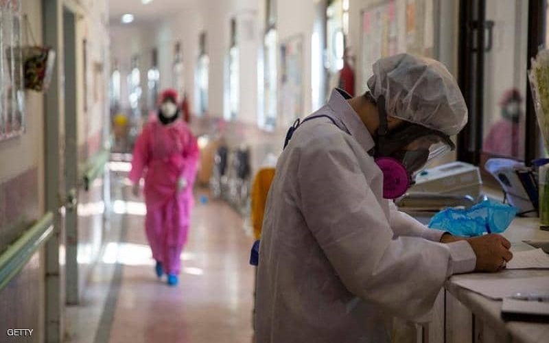 إيران تسجل أعلى زيادة يومية بوفيات