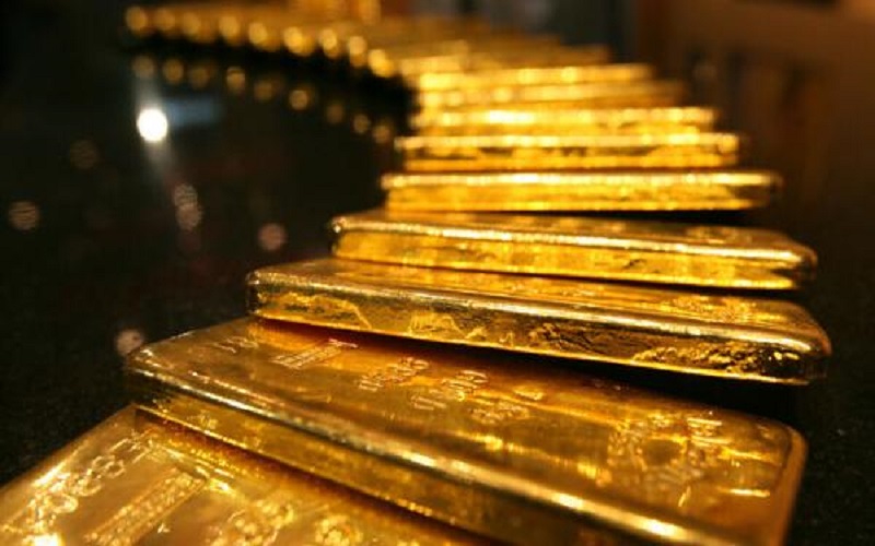الذهب يرتفع مع توقف صعود الدولار