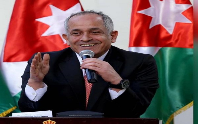 العايد يغادر إلى القاهرة لاستكمال إجراءات