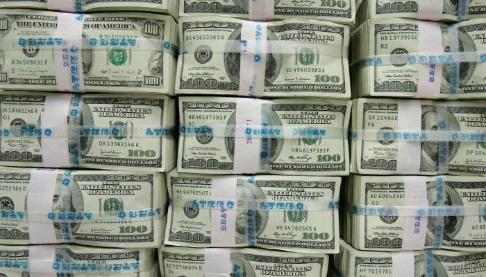 12 محتالا يفوزون بـ28 مليون دولار