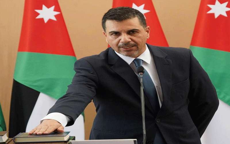 وزير المياه ينعى وفاة 3 أطباء