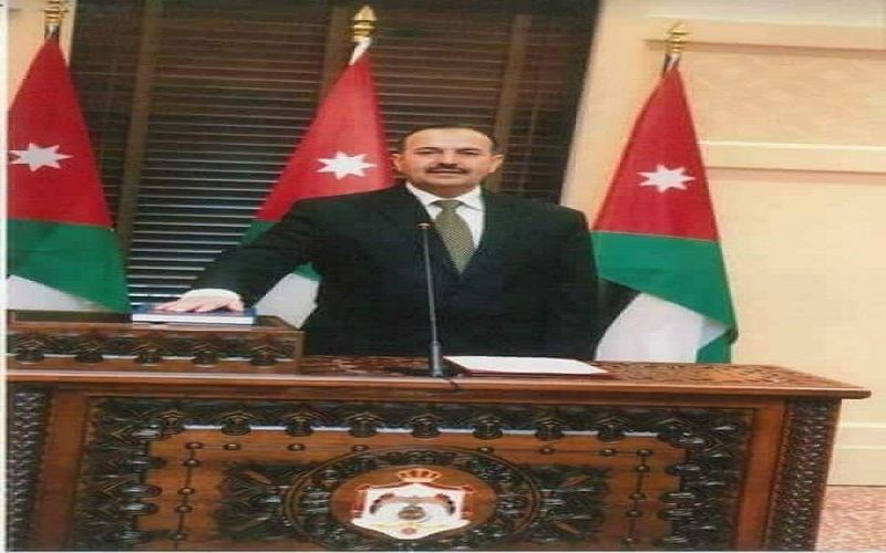 محافظ مأدبا يدعو المترشحين للإنتخابات إلى