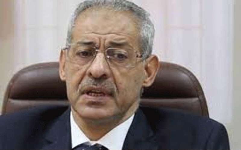 نقيب الأطباء السابق العبوس الى المستشفى