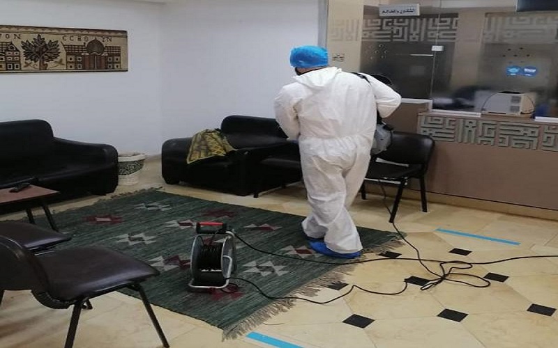 السياحة تعقم مبناها بعد إصابة أحد