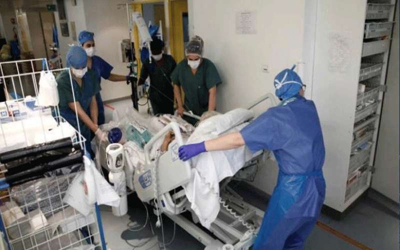 وفاة سيدة خمسينية بفيروس كورونا في