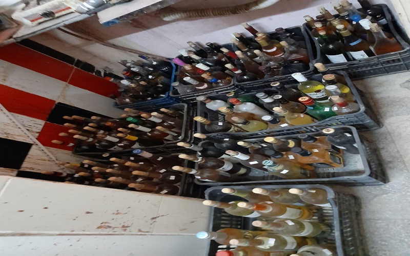 ضبط شخص حول مرآب احدى البنايات