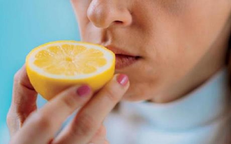 كيفية إعادة حاسة الشم أثناء مرض