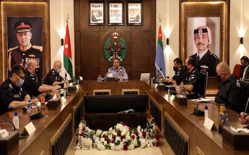 الحواتمة: فرض القانون دون تحيز أو