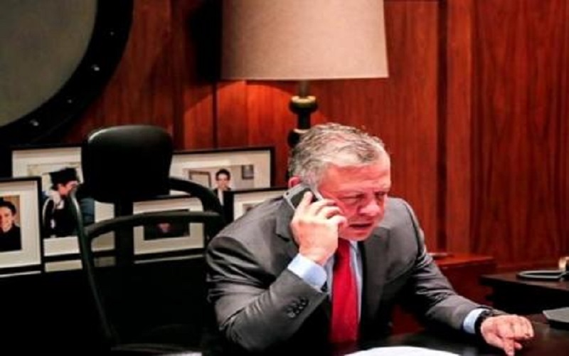 الملك يعزي وزير المياه والري بوفاة