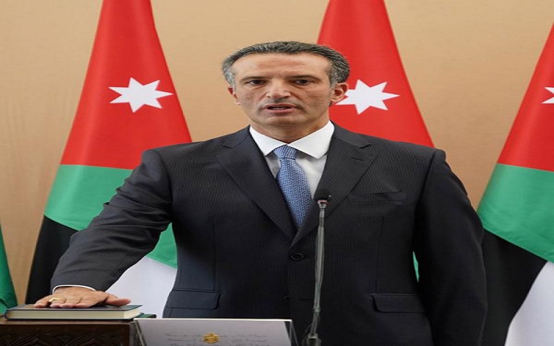 وزير السياحة يشيد بإجراءات الصحة والسلامة