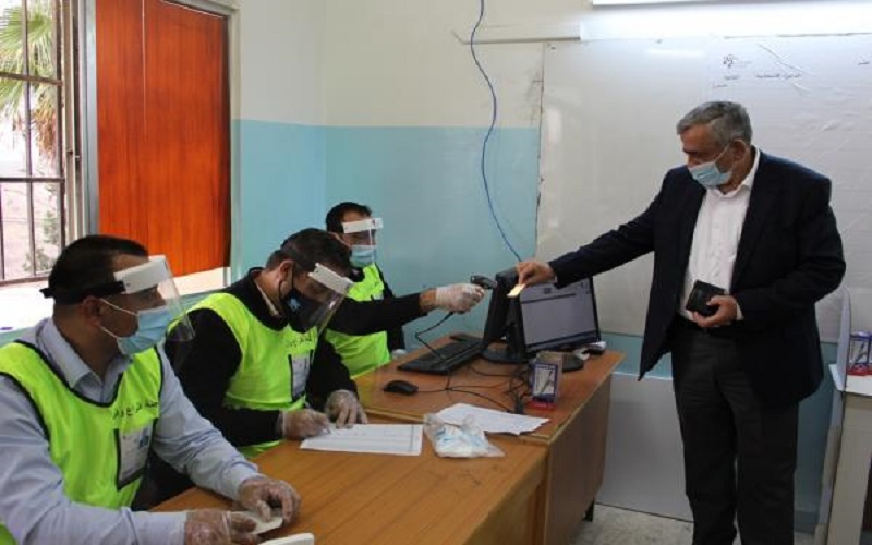 وزير الصحة يدعو المواطنين للتقيد بأسس