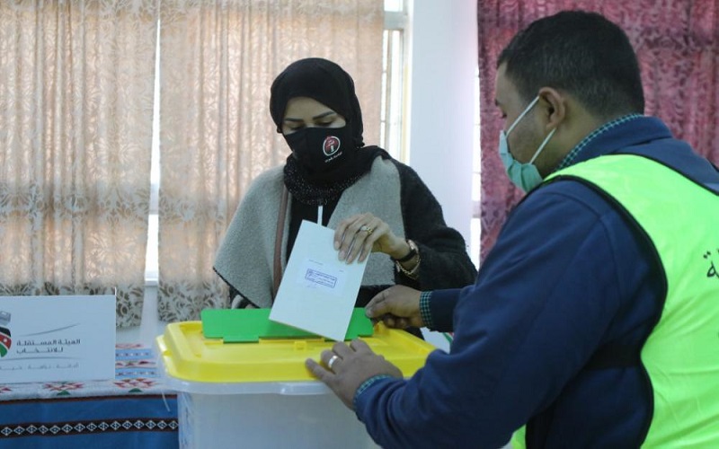 تمديد مدة الإقتراع ساعتين