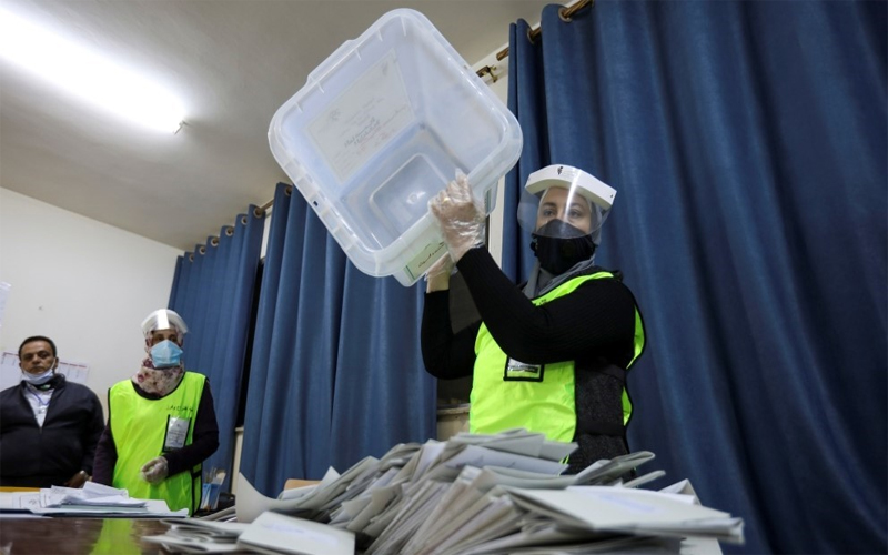 بالأسماء .. دوائر انتخابية لا تزال