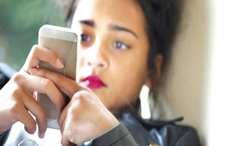 الهواتف الذكية والاكتئاب.. خبراء يشرحون العلاقة