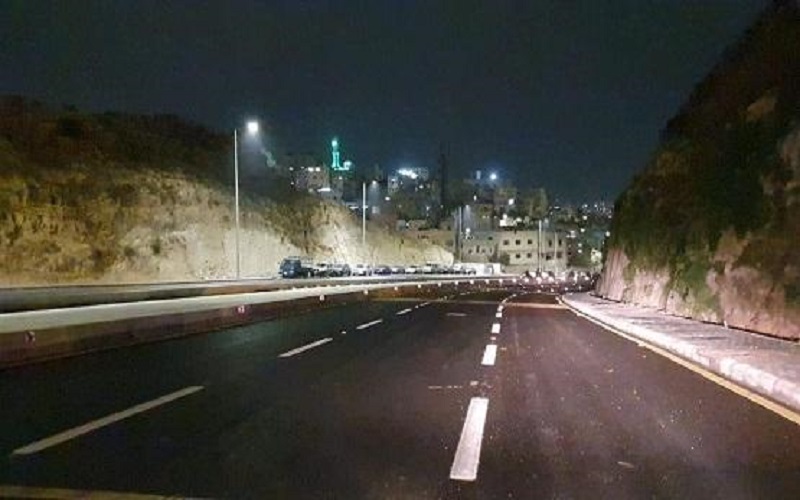 إعادة فتح شارع الاستقلال بالاتجاهين