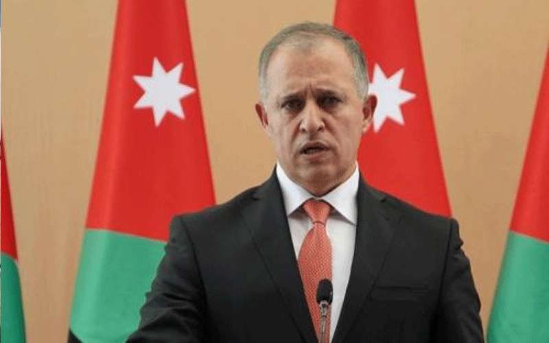 القطامين يقرر السبت يوم عمل رسمي