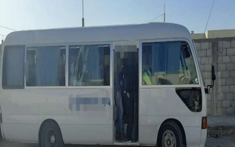 ضبط حافلتين مخالفتين لأوامر الدفاع في