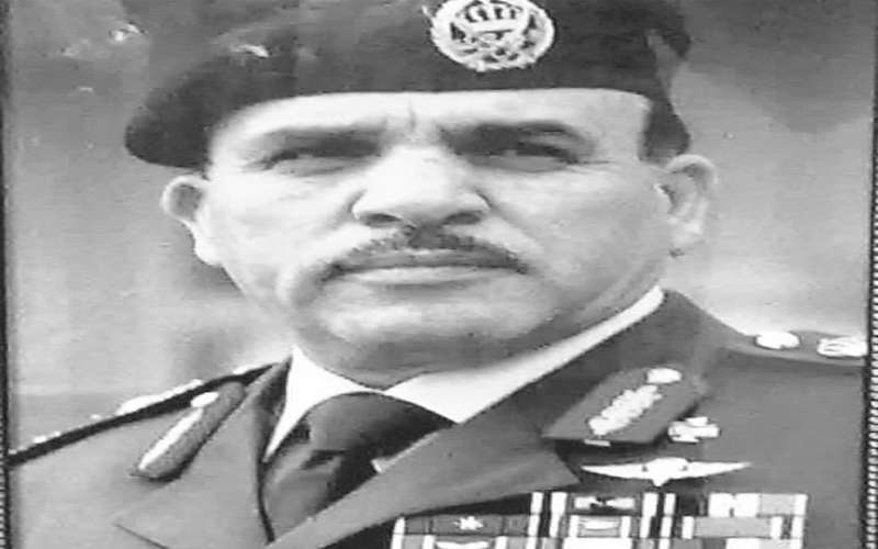وفاة رئيس هيئة الأركان الاسبق خالد