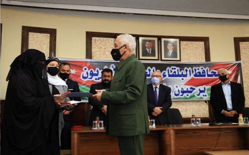 العيسوي يسلم 16 مسكنا لأسر عفيفة