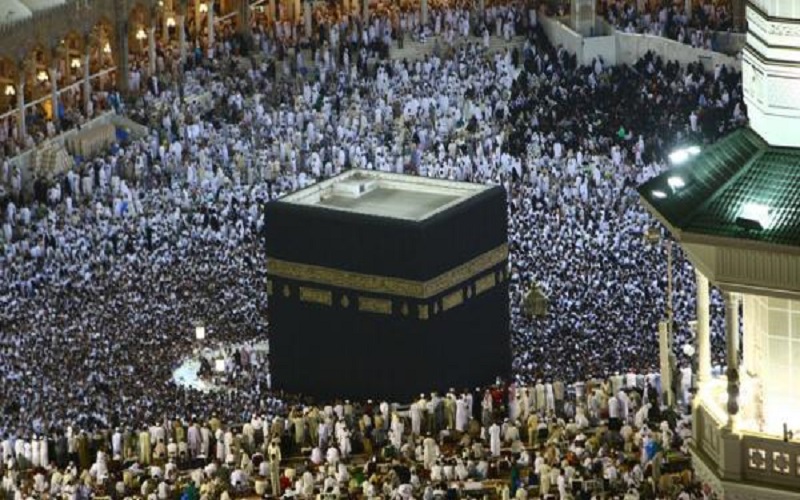 السعودية تعدل كلفة تأشيرات الزيارة والحج