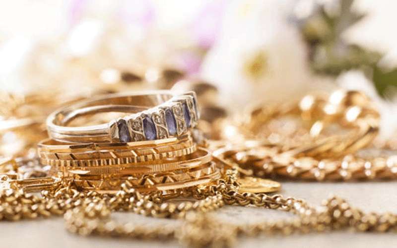 الذهب ينخفض 90 قرشا في يوم