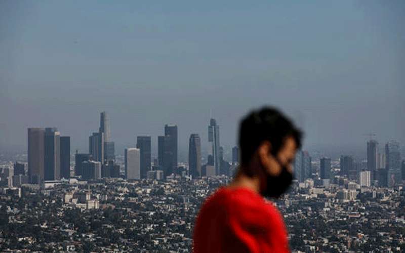 لوس أنجلوس تقر الحظر الشامل