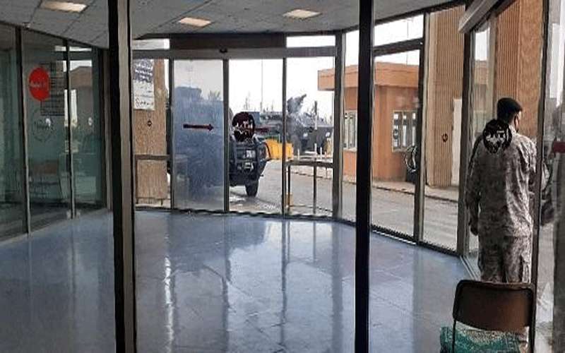 تواجد أمني أمام مستشفى المؤسس