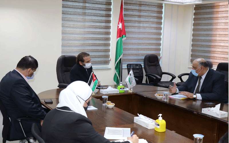 مشروع لتدريب وبناء قدرات الأشخاص ذوي