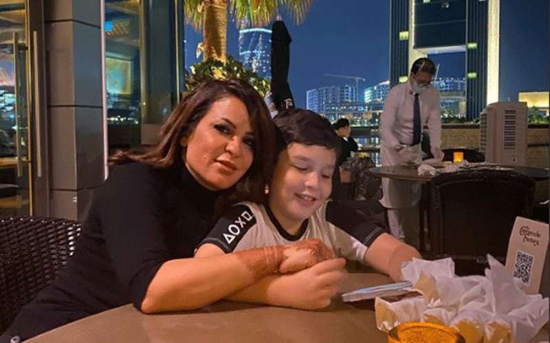 والدة حلا الترك ترد على مقاضاتها