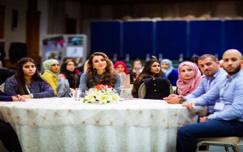 الملكة: مهما كانت الظروف نجد دائما