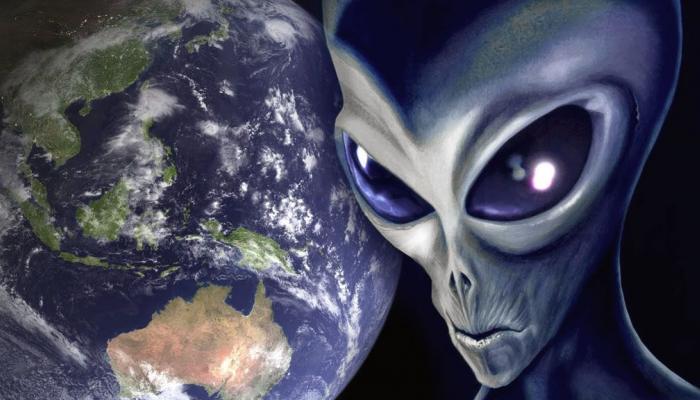 أكاديمي صهيوني: كائنات فضائية وصلت الأرض