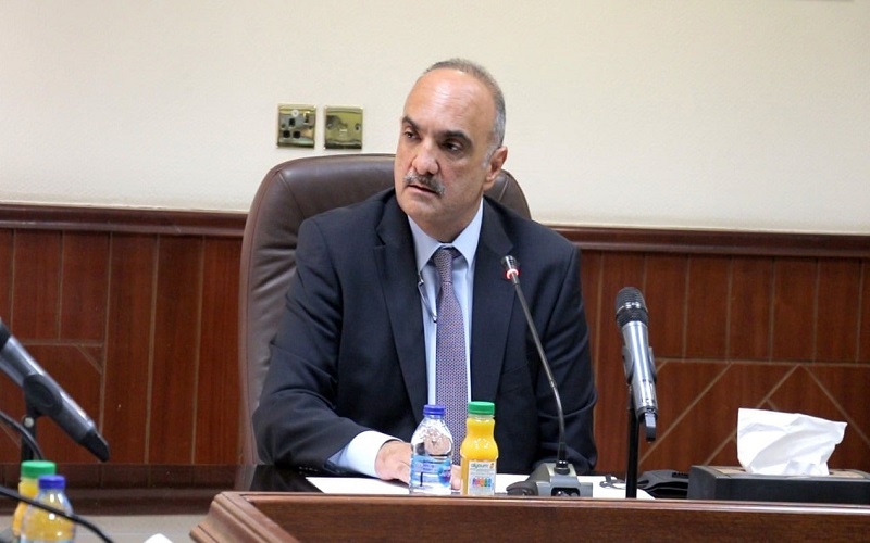 مم ترتعد أوصال الرئيس بشر الخصاونة